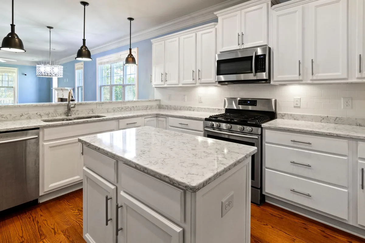 Filth & Squalor Cleanup in Pasadena Hills, FL